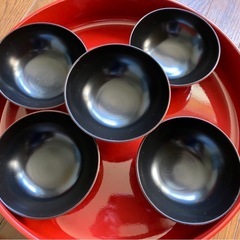 蓋付きお椀5個セットの画像