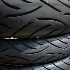 トリシティ125 バイク　スクーター　タイヤ
