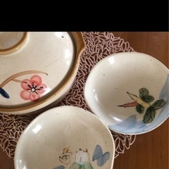 鍋セット　　土鍋と取り皿の画像