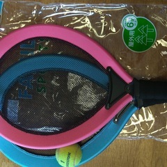 バドミントン2本　ラケット2本　合わせての画像