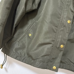 g.a.t オリーブグリーン キッズジャケットの画像