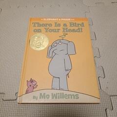 英語　絵本　There Is a Bird on Your Head!