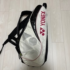 【無料】YONEX ラケットバッグの画像
