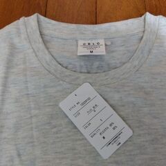 OBLO　半袖Tシャツ　Mサイズ　ライトグレーの画像