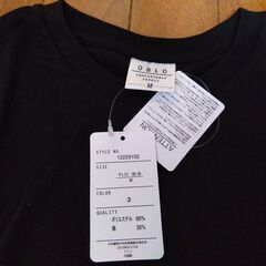 OBLO　半袖Tシャツ　Mサイズ　ブラックの画像