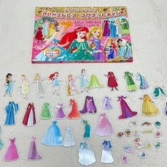 ディズニープリンセス　マグネット遊びの画像