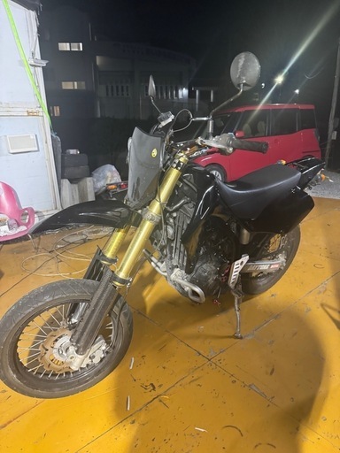 Dトラッカー250
