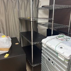 【値下げしました】スチールラック(木製天板付き 黒)の画像