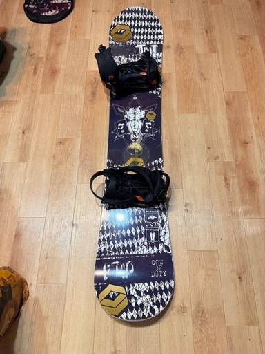 【受付終了】FTWO（現在はFNTC）TNT 153cm スノーボード 板 UNIONビンディングセット