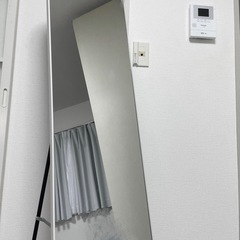 全身ミラーの画像