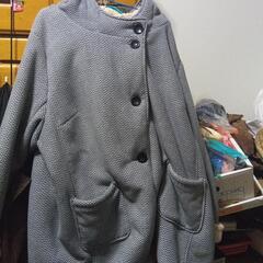 お値下げしました🙂中ボアフード付コート🧥レディース大きいサイズ10L