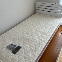 シングルベッド　マットレス付き