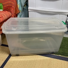 プラスチックケース　衣装ケース　キャスター付
