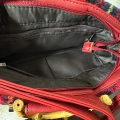未使用　カバン　赤　ハンドバックの画像