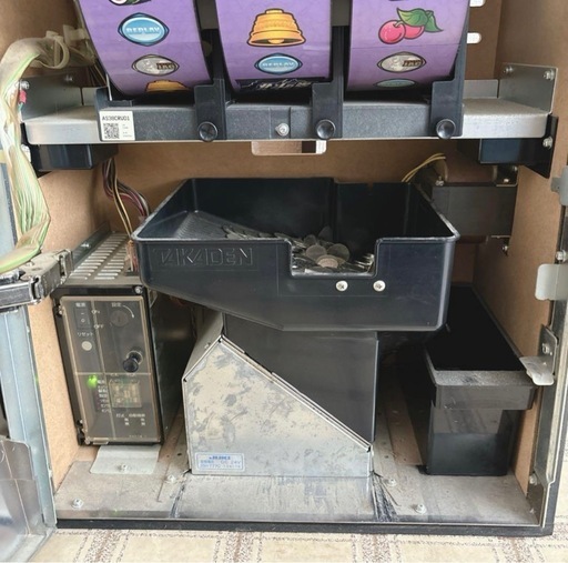 スロット 実機 サミー 北斗の拳 4号機 パチスロ Sammy