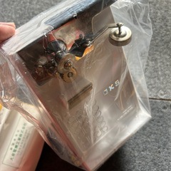 昭和レトロ　電動缶切り機の画像