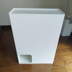 トイレットペーパーケース　山崎実業の画像