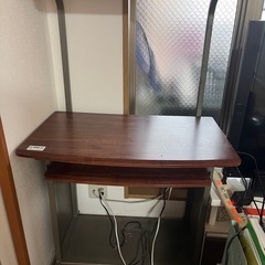 パソコン
デスク 
