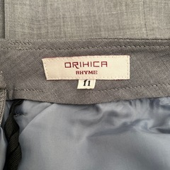 スーツ　11号の画像