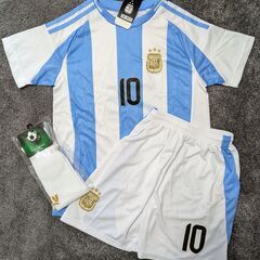 【新品未使用】サッカー ユニフォーム メッシ 160㎝ 3点セッ...