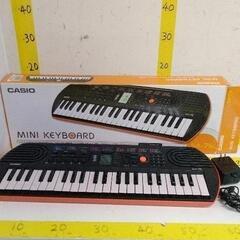 1107-013 CASIO SA-76 ミニキーボード　電子ピアノ