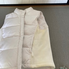 レディース　GAPダウンベスト の画像