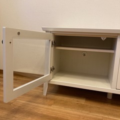 テレビ台の画像