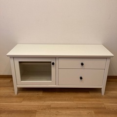 テレビ台の画像