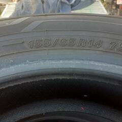 ヨコハマ　スタットレスタイヤ　155.65.14の画像