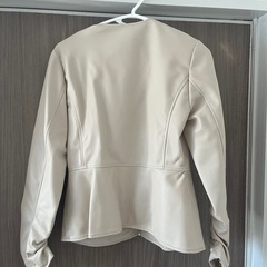 Zaraレザージャケットの画像
