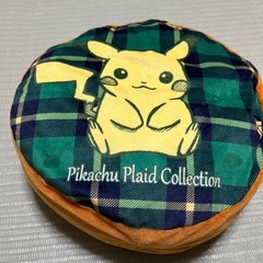 ピカチュウクッションの画像