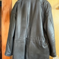 メンズのレザー風コートの画像