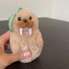 キーホルダー　ぬいぐるみ　セイウチ？