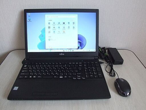 高速SSD120GB搭載　2016年 第六世代 Corei5-6300U 4GB　富士通 LIFEBOOK A576/N　ノートパソコン （4046）