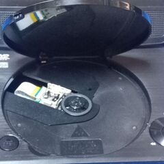 ポータブルDVDプレイヤー　GAUDY　CPD07B1　　動作確認済の画像