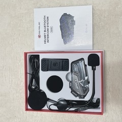 【新品未使用】バイク インカム Bluetooth5.2 8人同時 防水 ヘルメット
の画像