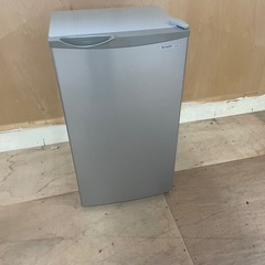 110701 シャープ1ドア冷蔵庫　