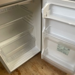 110702 アクア2ドア冷蔵庫　2017年製の画像