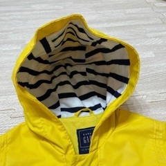 babyGAPのコート　80cmの画像