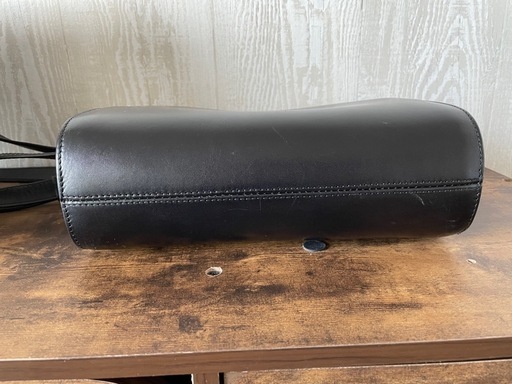 a.p.c ハーフムーンバッグレザー
