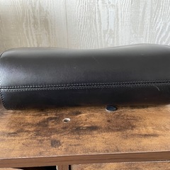 a.p.c ハーフムーンバッグレザーの画像