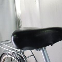 D866　★限定特価★ 中古自転車 【　27インチ　黒　軽快車　6段　LEDオートライト 】 の画像