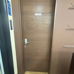 11/21夕方引取り限定！ドア【美品】木製・ドアノブ・蝶番付属