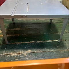 未使用✨　マキタ　丸ノコセット作業代付きの画像