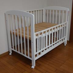 カトージ　標準サイズ　ハイタイプベビーベッドの画像