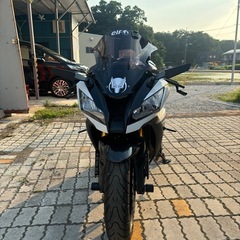 カワサキ　ZX10r