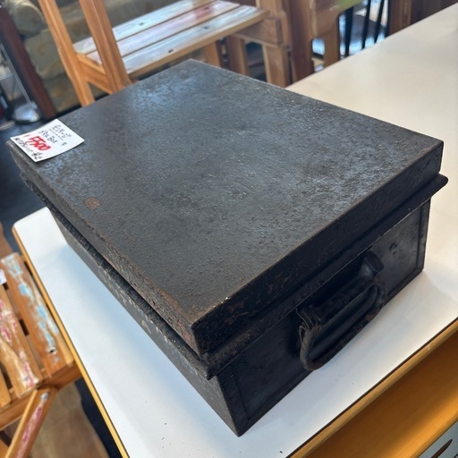 メタルボックス ボックス BOX 鍵欠品 ビンテージ インテリア おしゃれ 収納 ① メタルボックス ボックス BOX 鍵欠品 ビンテージ インテリア おしゃれ