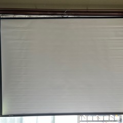 【巨大】プロジェクタースクリーン【83インチ】
