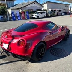 アルファロメオ　4C  レッド　車検8年11月　前オーナー会社　説明書　記録簿の画像