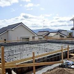 住宅基礎工事｜住み慣れた街で働く｜残業ほぼなし｜主に車で30分程...